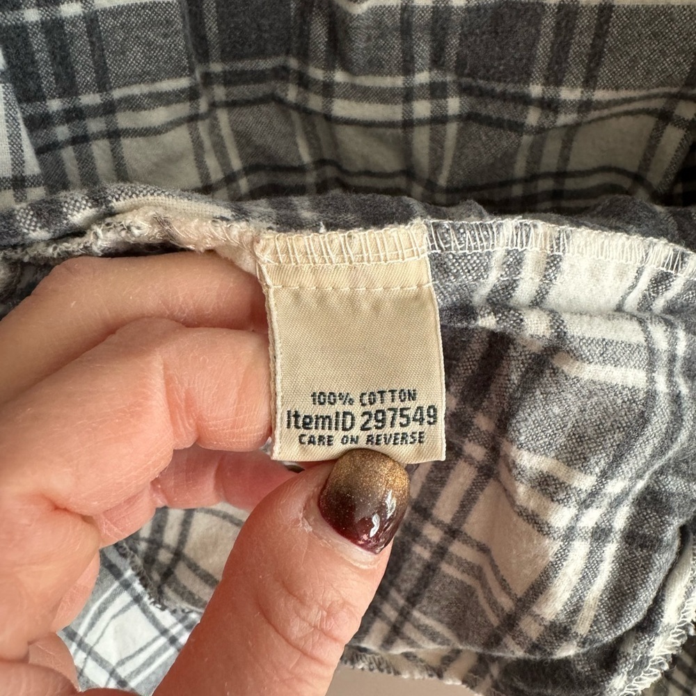L.L. Bean Regular Flannel Open Front Cardigan - Picture 10 of 10
